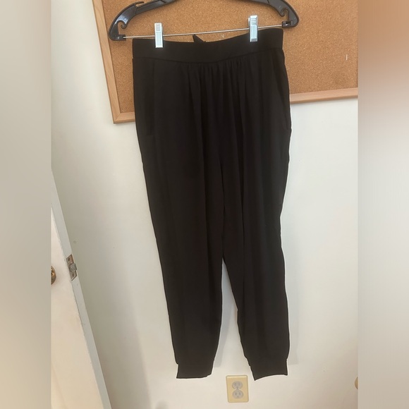 Bobi Jersey Jogger in Black - Picture 12 of 16